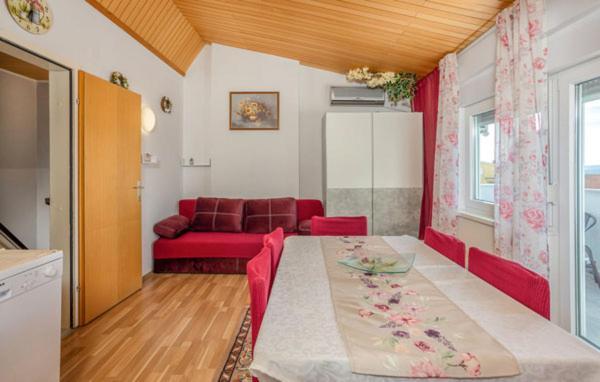 Dora ## Apartment